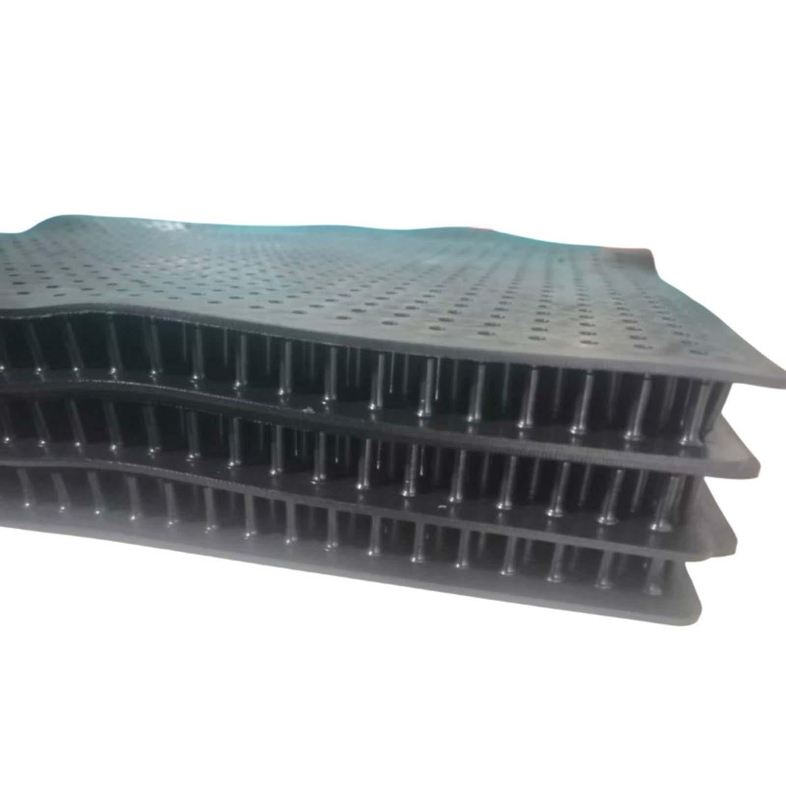 Tappetino Grattatoio per Cavalli Grattatoio per Spazzola per Prurito Pannello per Mucche Realizzato in Materiale PP Morbido Adatto per Stalle, L