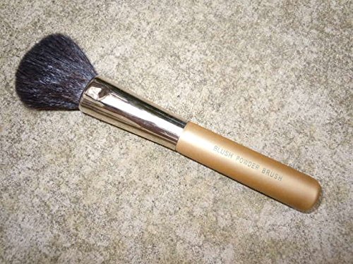 Blush Brush: Professional Make up Artist Brush, Solid Wood Handle, Natural Hair