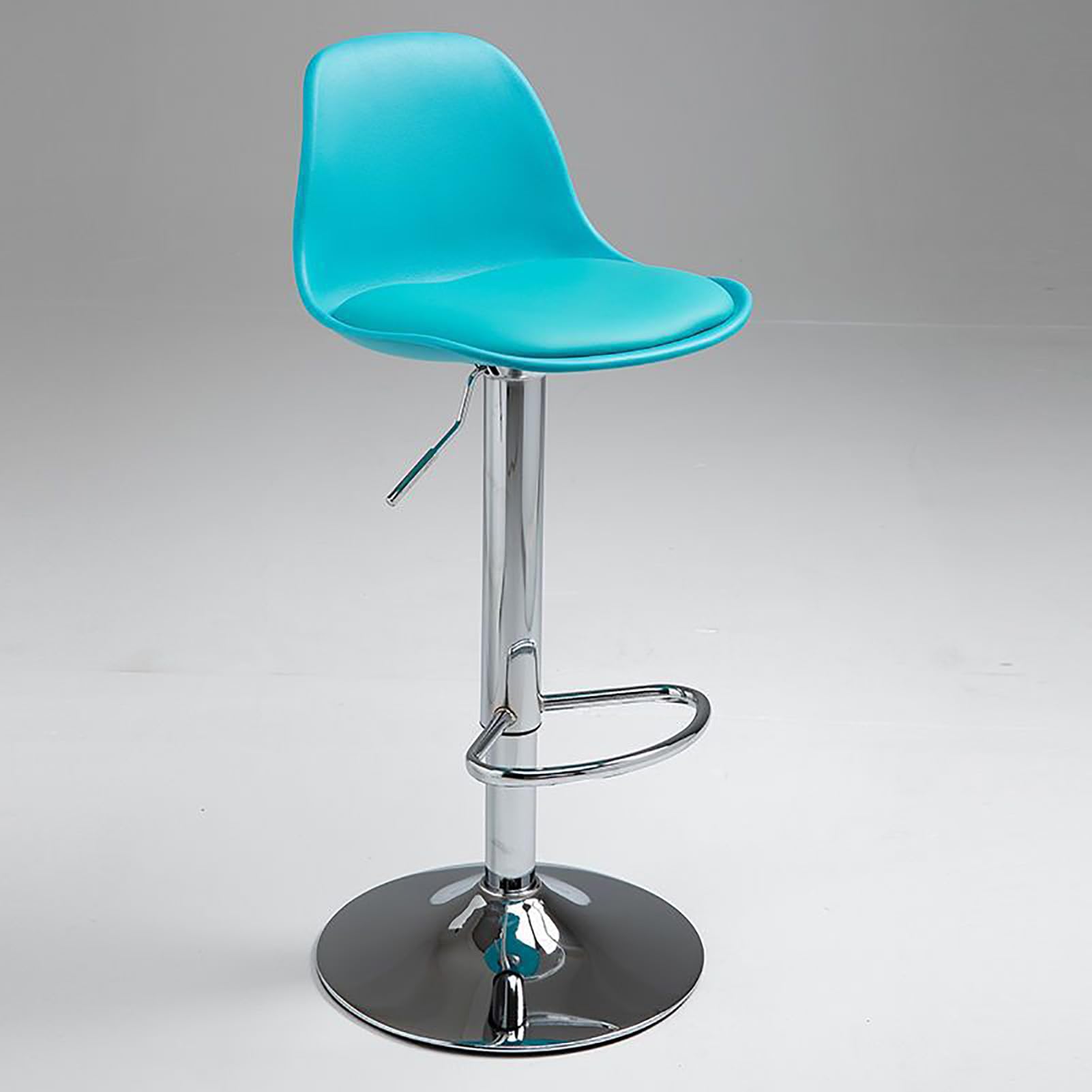 Chaise de bar moderne pour partager des moments conviviaux autour de l'îlot