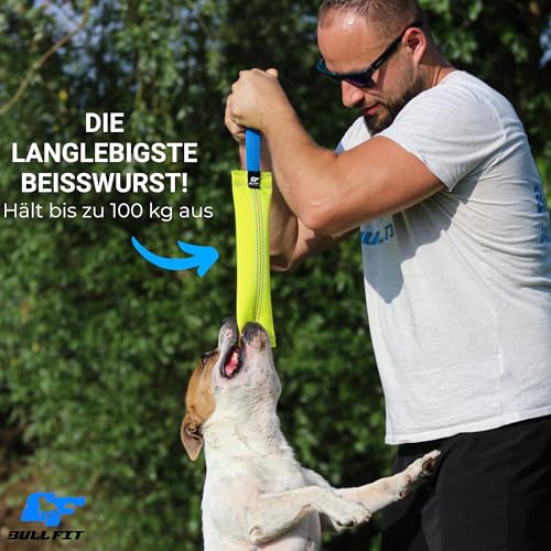 Bull Fit Beisswurst für Hunde, 30 cm mit Handschlaufe - Sehr Robustes Hundespielzeug zum Training, Tauziehen und Zerrspiele mit Hund - Aus hochwertigem Feuerwehrschlauch handgefertigt, Schwimmfähig