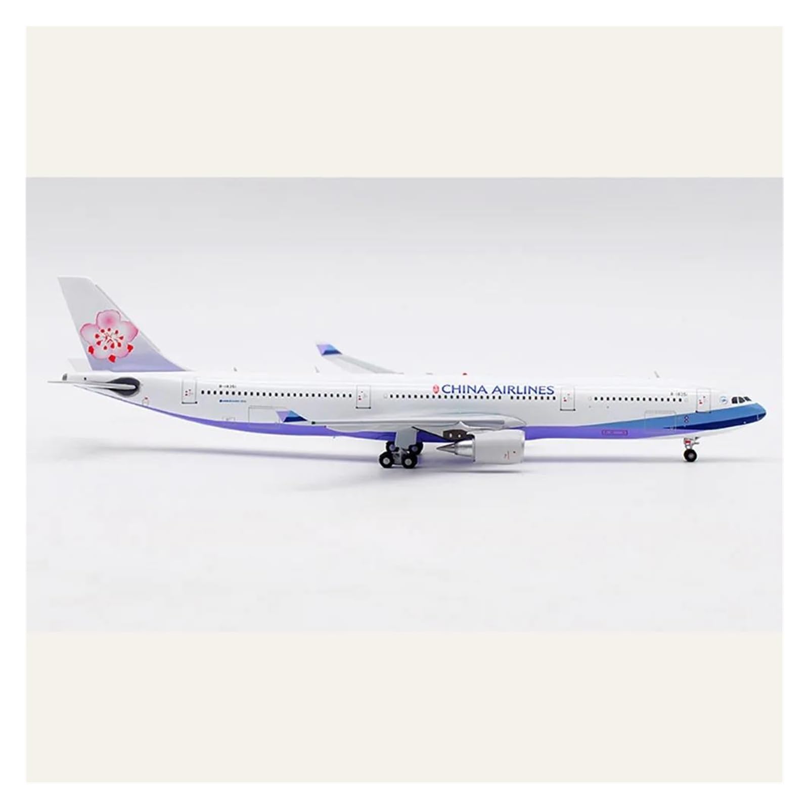 Amazon.co.jp: 航空機 チャイナ エアライン A330-300 B-18351 合金 