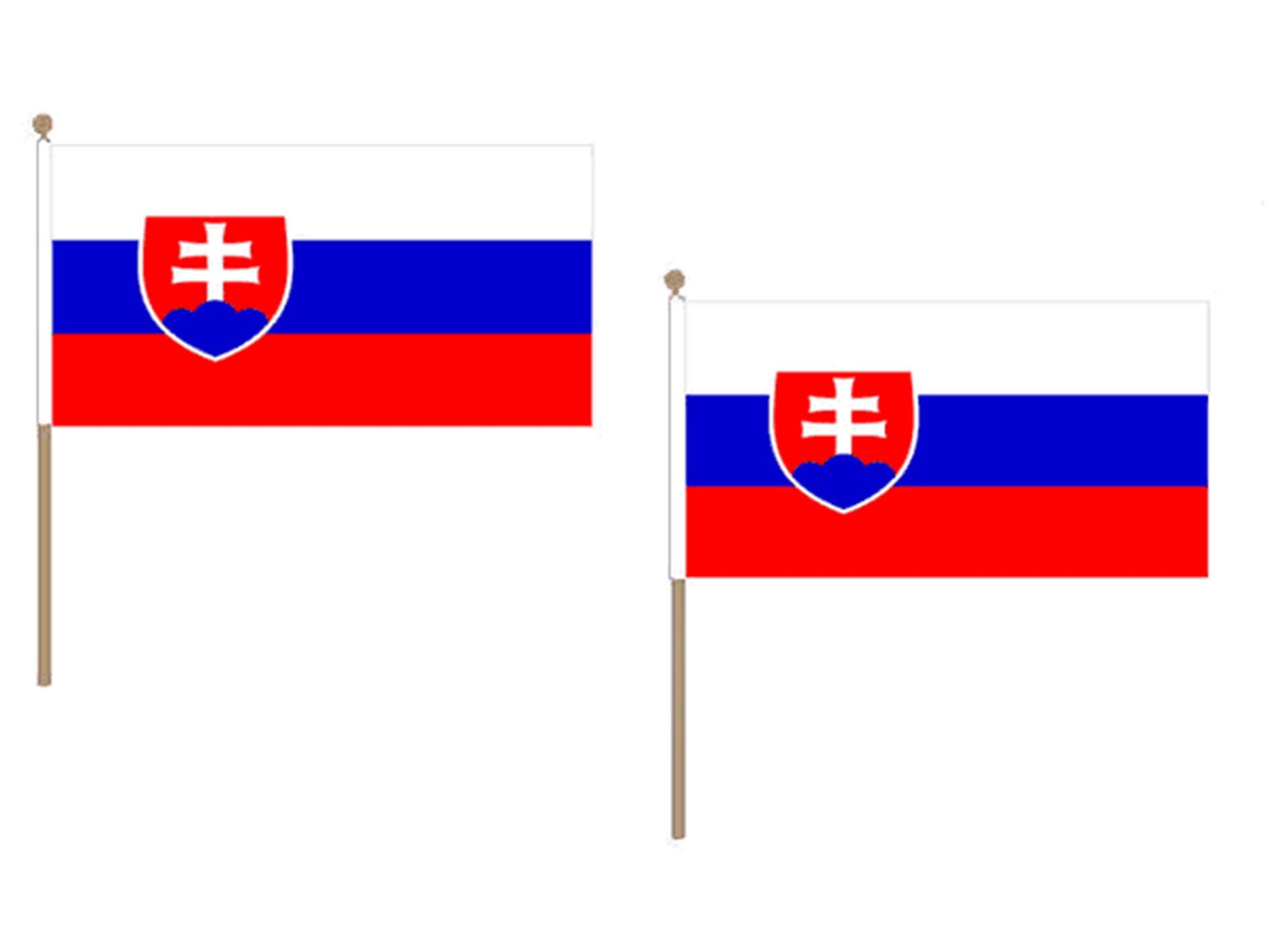 Drapeau Slovaquie 45x30cm avec hampe en bois pour supporter l'équipe