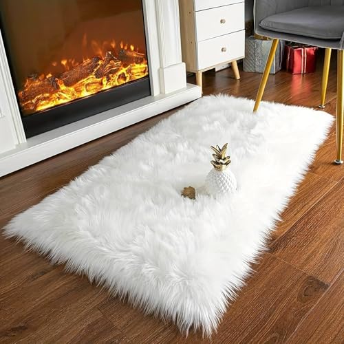 Tapis en peau de mouton synthétique - 60 x 90 cm - Imitation peau d'agneau - Moelleux et doux - Poils longs - Pour chaises, canapé, chambre à coucher,...
