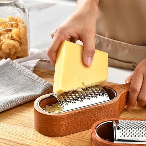 Rallador de mano para queso con mango de madera miniatura 2