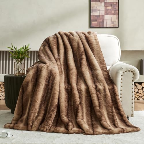 Luxury Faux Fur Blanket - Soft Warm Plush Blankets for Couch Sofa...