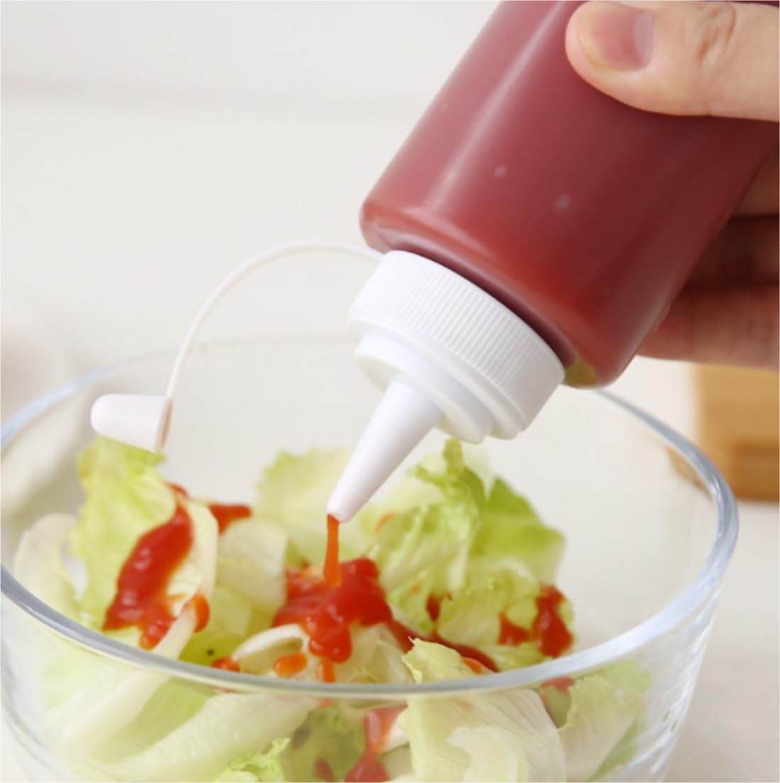 Butelki na Sos, Wyciskane butelki na przyprawy z zakrętką Butelki z dozownikiem sosu sałatkowego Oliwa z oliwek Podróży(200ml)