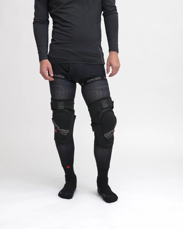 Amazon.com: EVS TP199 Lite Travis Pastrana Knee Guard Only
