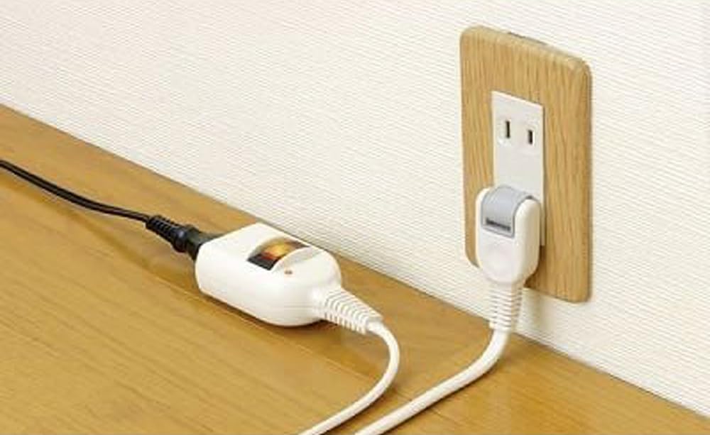 DREAM　　YAZAWA　 3種　セット 雷ガード付3個口節電タップ1mブラック｜YAZAWA CORPORATION