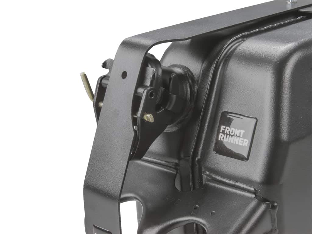 Amazon | ジェリー缶ホルダー1個。 | ガソリン携行缶 | 車＆バイク