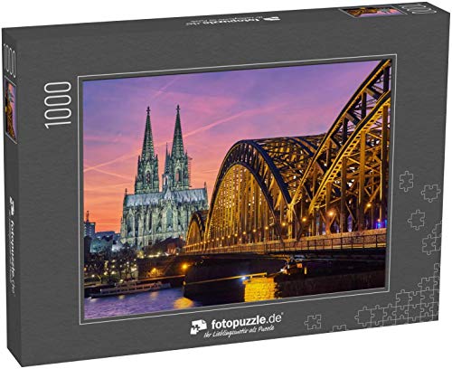 Preisvergleich Produktbild Puzzle 1000 Teile Kölner Dom und Hohenzollernbrücke bei Sonnenuntergang / Nachtzeit - Klassische Puzzle, 1000 / 200 / 2000 Teile, edle Motiv-Schachtel, Fotopuzzle-Kollektion 'Kirche'