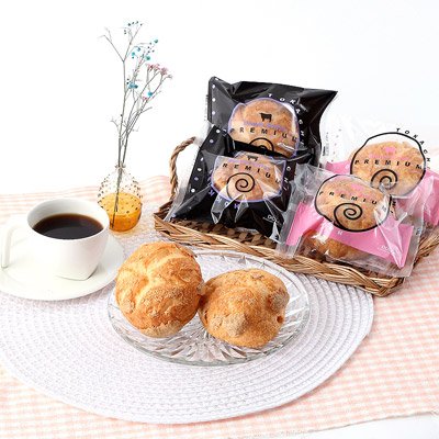 濃厚なミルククリームとサクサクの食感 ブラウンスイス乳プレミアムミルクシューのサムネイル