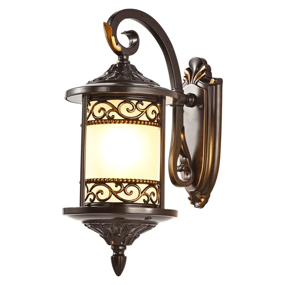 Lanterne murale d'extérieur antique étanche pour sécuriser une entrée sombre avec style