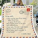 Faltbar, weich, warm, bequem, luxuriös, langlebig und atmungsaktiv. Es eignet sich sehr gut als Steppdecke oder Bettlaken, um sich in kalten Nächten warm zu halten.