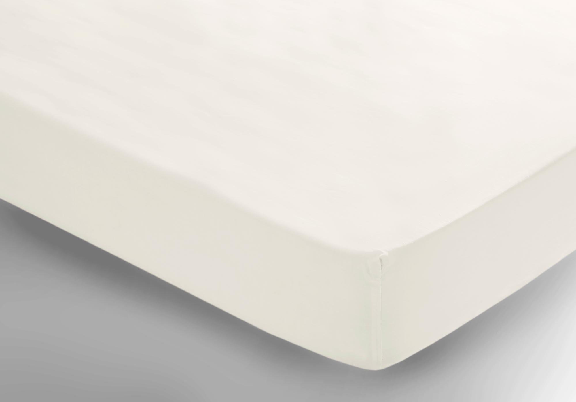 Belledorm Ivory 4Ft Small Double Fitted Sheet In Polycotton
