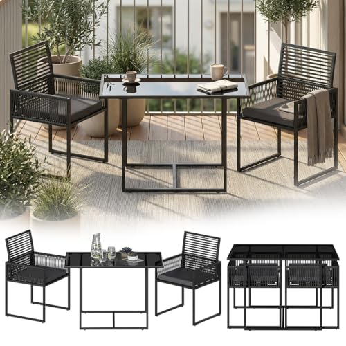 STEELSØN Kynaris Essgruppe 3-teilig schwarz – Balkonset mit 2 Stühlen und Tisch – Gartengarnitur wetterfest – Rattan Sitzgruppe mit klappbaren Stühlen – Terrassenmöbel Set mit Glasplatte & Sitzkissen