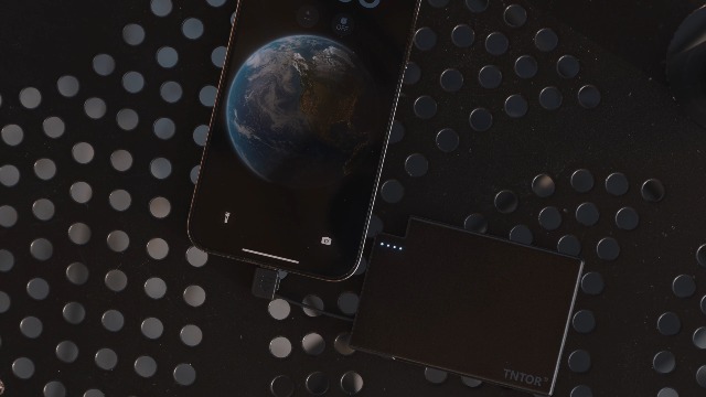 Amazon | TNTOR ミニ 超薄型 モバイルバッテリー iPhone 14/13/12対応