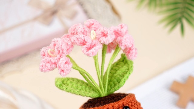 【flowerさま】 vintage animal ❀ グリーンの瞳の 羊ちゃん Amazon.com: Wavwavw Christian Gift for Women Positive Handmade
