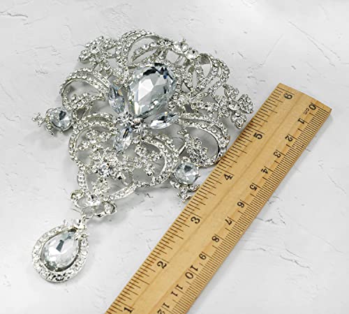 Gyn&Joy Womens Clear Crystal Rhinestones Large Flower Bouquet Tear Drop Pendant Brooch Pin (Clear Silver-Tone) by Gyn&Joy - Used condition - Image 3