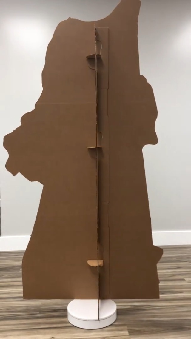 Bilbo Baggins From The Hobbit Lifesize Cardboard Cutout / Standee DE