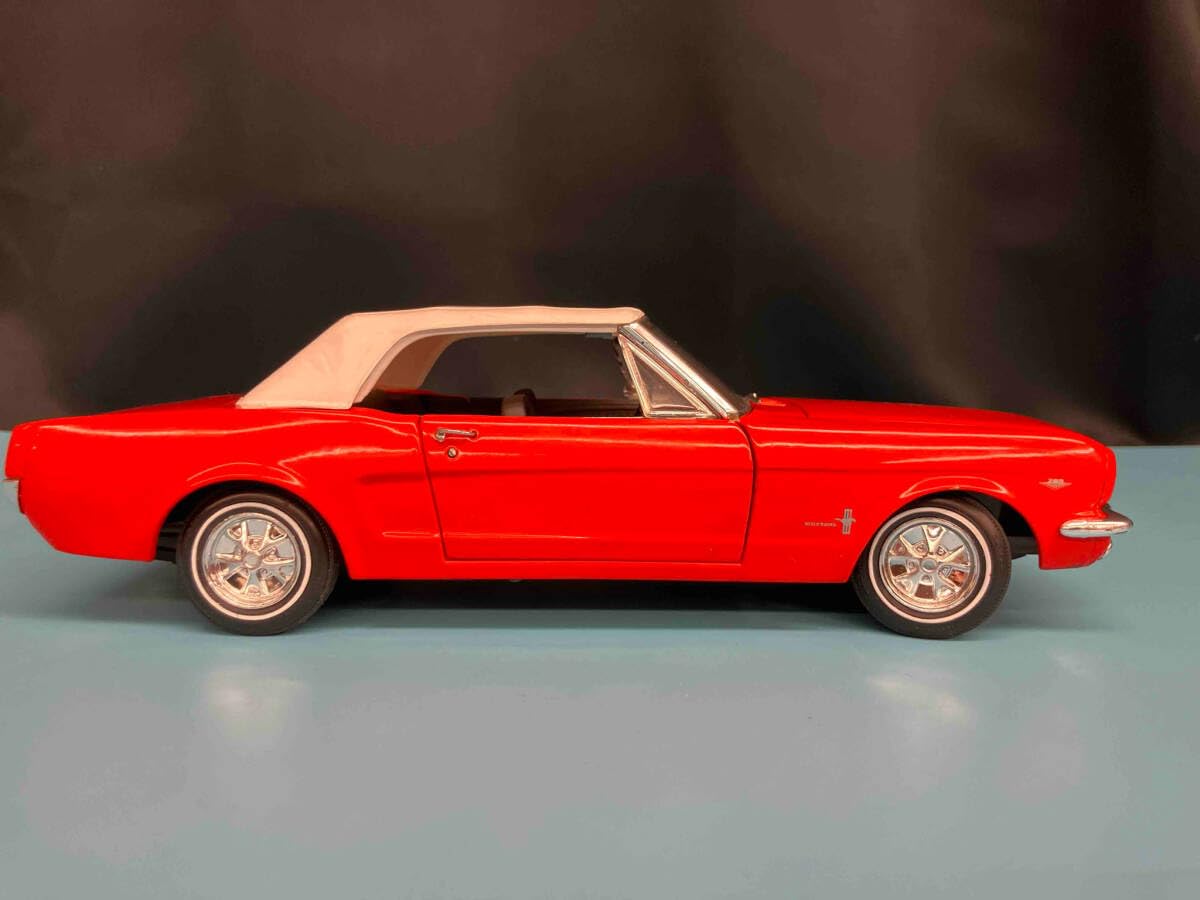 Amazon | ミニカー REVELL 1/18 1965 MUSTANG マスタング 