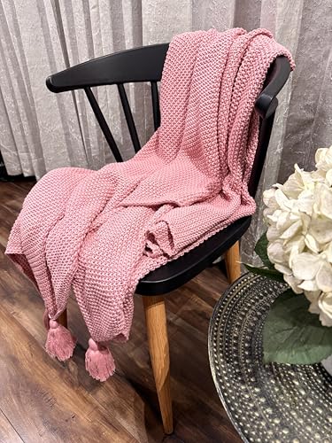 Image of Super Soft & Breathable Throw Blanket for Kids - Pink | Classy Throw Suitable for Home Couch, Sofa, Bed Decor & Bedroom | Skin-Friendly & Lightweight All Season Throw