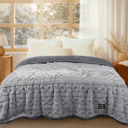 Luciphia Waterproof Pet Blanket, Liquid Pee Proof Dog Blanket for Sofa Bed Couch, Reversible Sherpa Fleece Furniture Protector Cover for Small Medium Large Dogs Cats, Light Grey King Size(90" x 82")