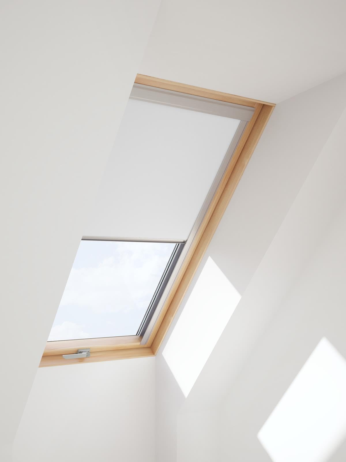 Store occultant pour fenêtre de Toit FK04 / F04 / F4A | pour VELUX, BALIO, DAKSTRA, RoofLITE+, SOLSTRO, DAKEA, LuXtra, Keylight | Obscurcissement Quasi Total | Position réglable | Blanc