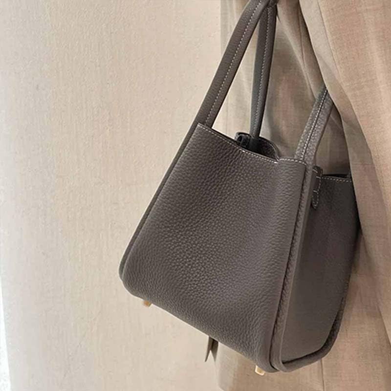 Women's Classic Design Luxury Leather Bag Soft Handbag Fashion Multi functional Bucket Bag Elegant Handbag4