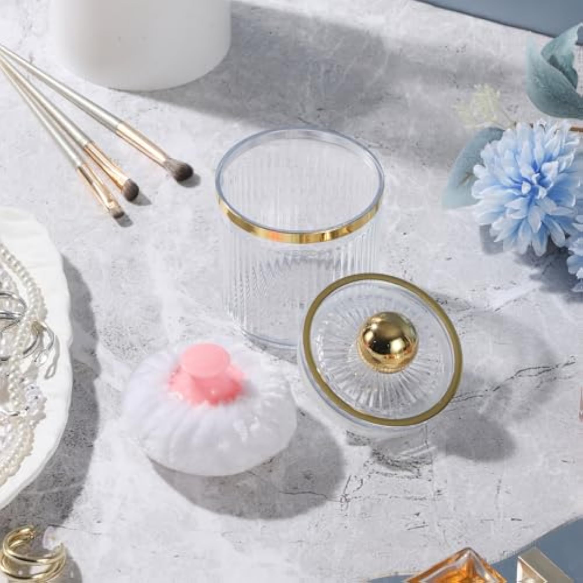 Portable Acrylic Powder Container with Velvet Powder Puff