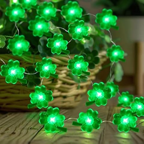 Coquimbo St Patricks Day Decorations String Lights, 10FT 30LED Green Shamrock String Lights Battery Operated Fairy Lucky Clover Lights for Indoor Bedroom Party Feast of St. Patrick's Day Decorations Cover