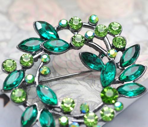 Image of Gyn&Joy Clear Crystal Rhinestone Floral Wreath Pin Brooch BZ005