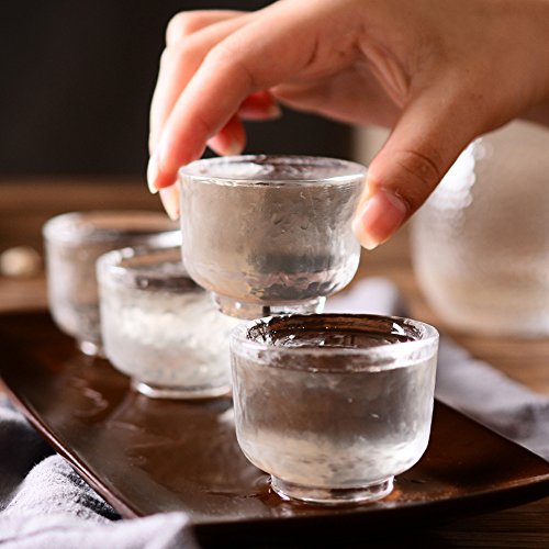 TAMUME Glas Sake Einstellen von 5 Stück, 300ml Sake Flasche und 4 Sake Tassen (Je 40ml), Weinglas Set für Warm/Kalt Sake Service, Glas Sake Set Japanisch