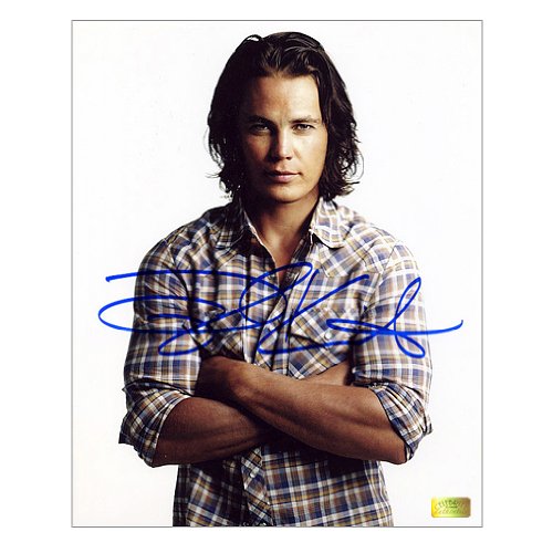 Taylor Kitsch Autographed 8x10 Studio S4 Photo
