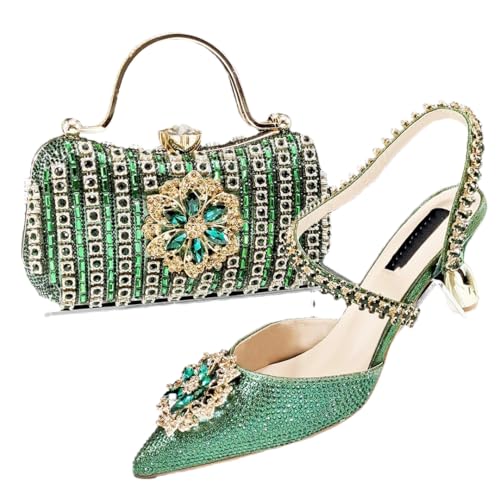 Escarpins à talon fin grande taille 44.5 et pochette scintillante pour briller en fête
