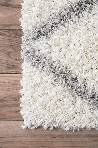 Image of Square Shaggy Fur Rugs and Carpet for Bedroom, Living Room (6x6 Feet Square, White and Silver)