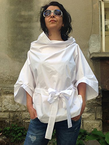 White minimalist/assymetrical lagenlook blouse/ womens extravagan…