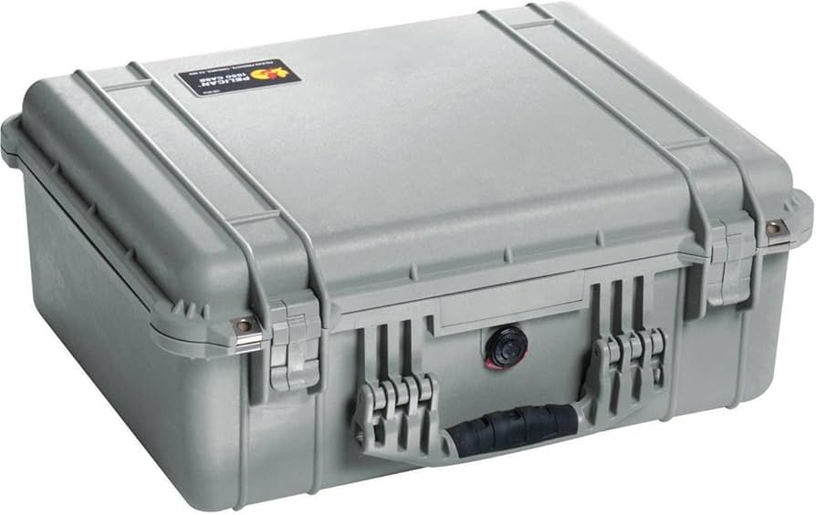 Amazon.com: Pelican 1550 Case With Foam (Silver) : Sports & Outdoors