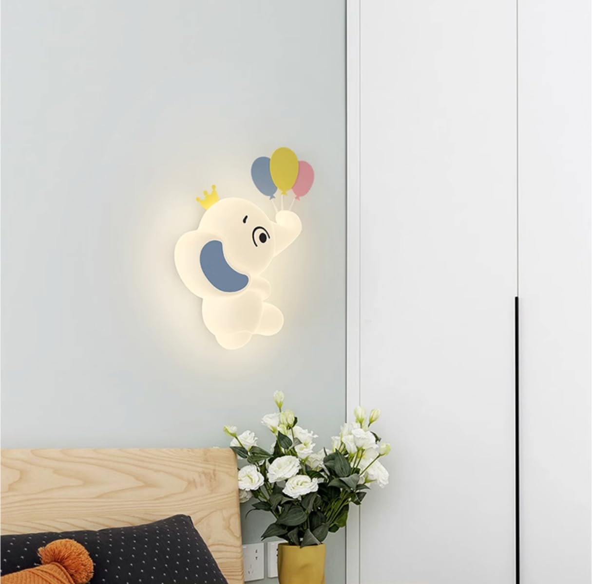 Lampada Da Parete A LED Creativa Aereo O Elefante Per Cameretta - 15/18W Con Cavo