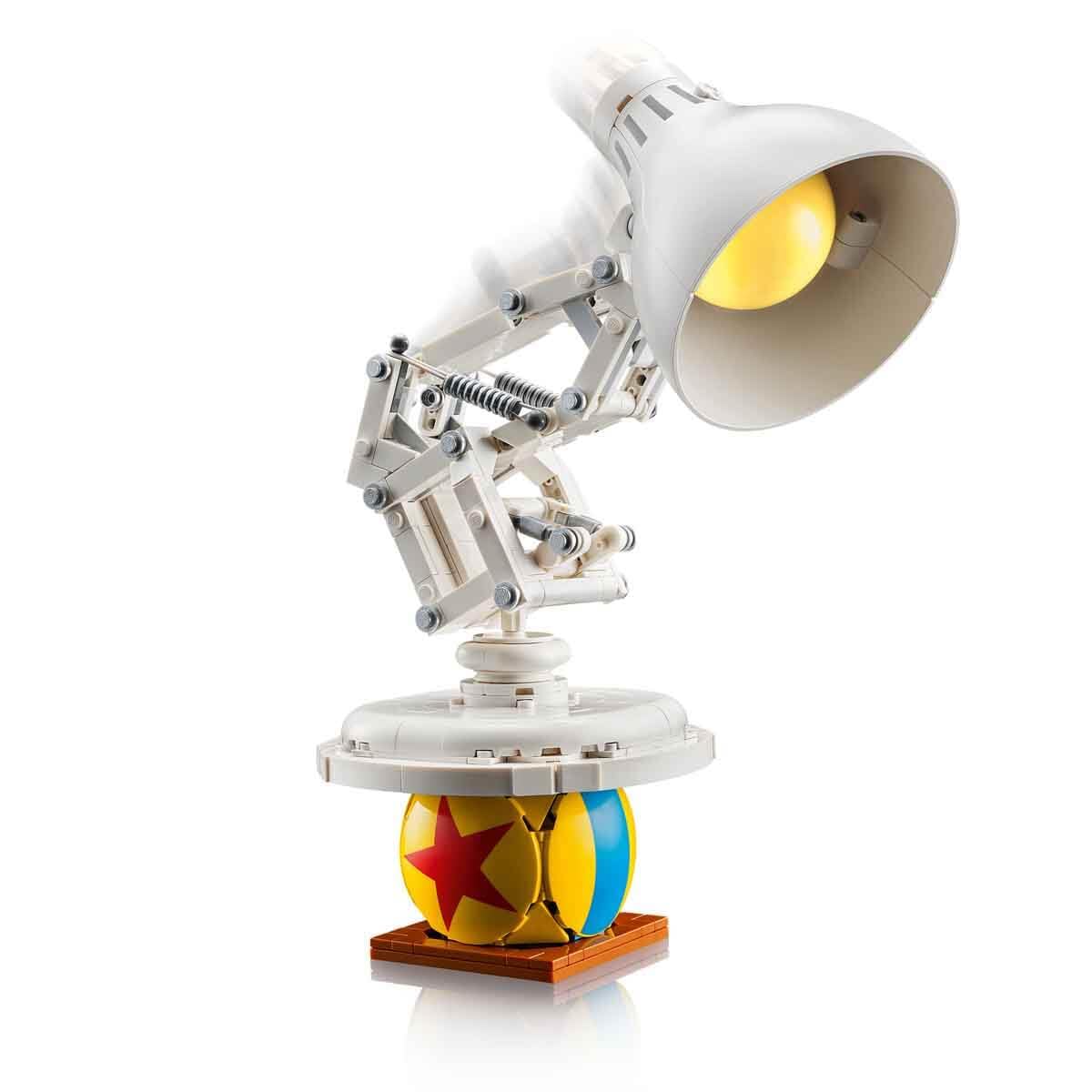 LEGO Ideas | Disney Pixar Luxo Jr. Buildable Display Model 21357