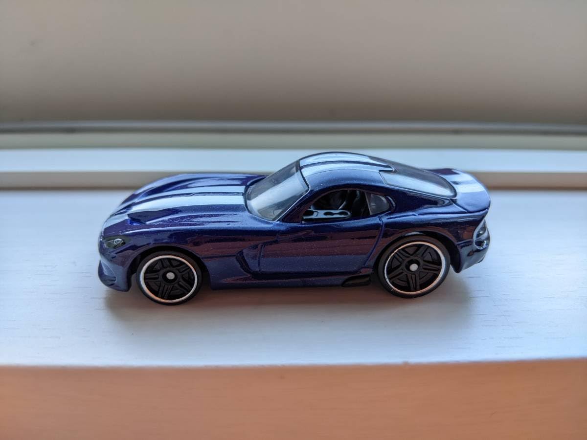 Amazon.co.jp: ホットウィール 2013 SRT VIPER 5パック モーター