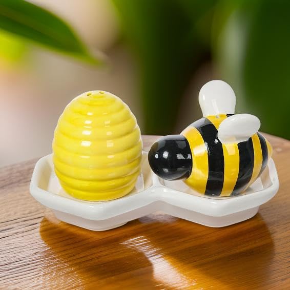 The Bridge CollectionHoney Bee Salt and Pepper Shaker Set with Tray - 3 Piece Set - Beehive and Bee Salt & Pepper Shakers - Summer Kitchen Decor