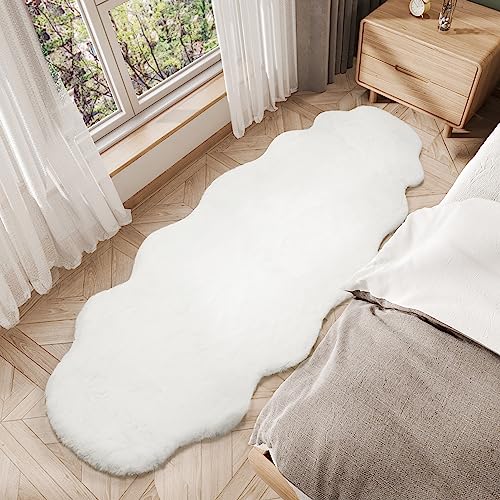 MARLOW Area Rugs Fluffy Shaggy Rug Anti-Slip, Faux Fur Sofa Rugs, Super Soft Floor Runner Carpet for Bedroom, Living Room, Office(160x60cm,White)