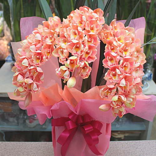 Amazon｜シンビジューム（シンビジウム）造花 3本立ち（Sサイズ） 陶器 