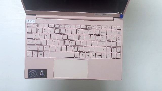 Amazon.co.jp: ノートパソコン Office 2024 搭載 14インチ laptop