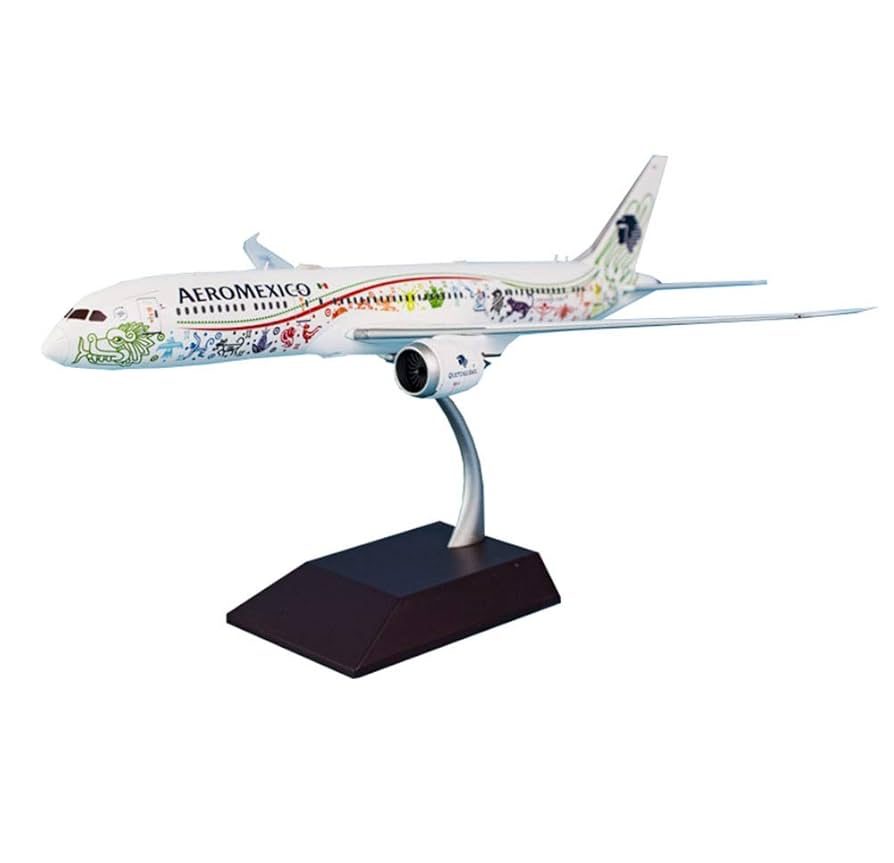 【mako.】 Desktop Toys 20cm AeoMexico Featheed Sepent God Painted