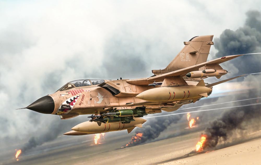Italeri 2521 1:32 Tornado GR.1 Desert Storm - Modellbau, Bausatz, Standmodellbau, Basteln, Hobby, Kleben, Plastikbausatz, detailgetreu, Unlackiert