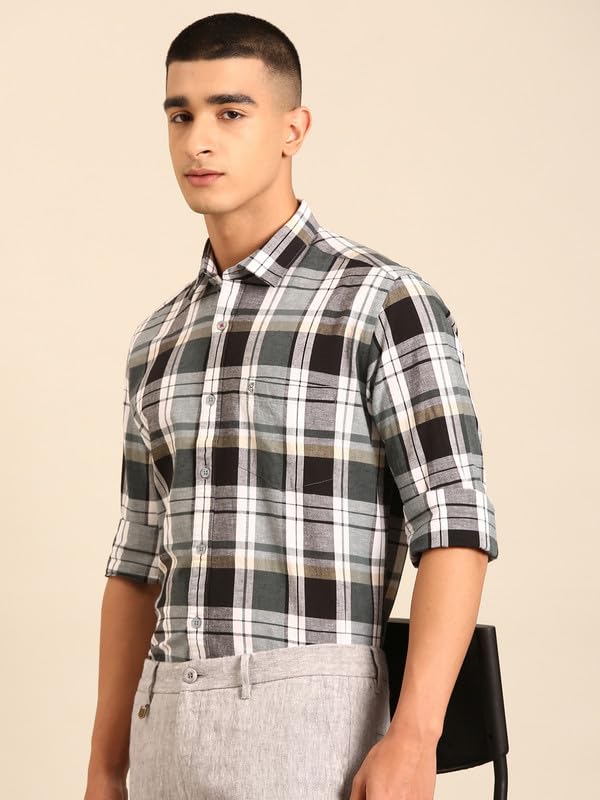 Image of Cavallo by Linen Club Men's Blended Linen Blue Solid Contemporary Fit Full Sleeve Casual Shirt