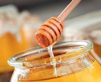 900 g Organic Raw Spring Wildflowers Runny Honey – Single Sourced, Pure and Natural, Directly from the RAW FARM Beekeepers (900, Spring Wildflowers Honey)