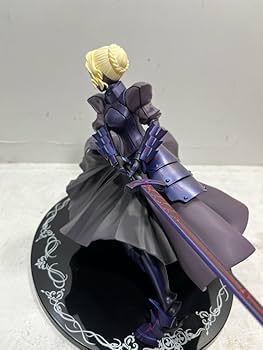 セイバーオルタ　1/7スケールフィギュア　劇場版Fate/stay night Amazon.co.jp: アニプレックス 劇場版 Fate/stay night