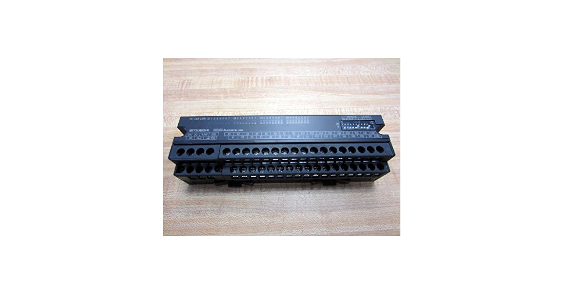 MITSUBISHI AJ65SBTB1-32D 24 VDC, 32 INPUTS, 45 MA, ONE Wire